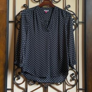 LIKE NEW Vince Camuto Blouse Size XS